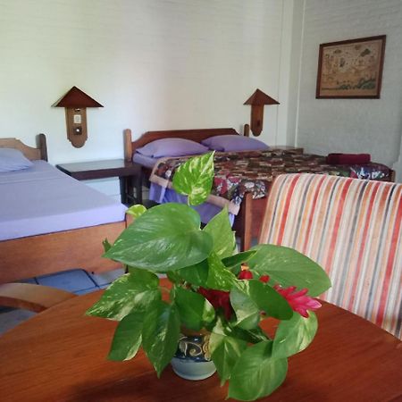 Rini Hotel لوفينا المظهر الخارجي الصورة