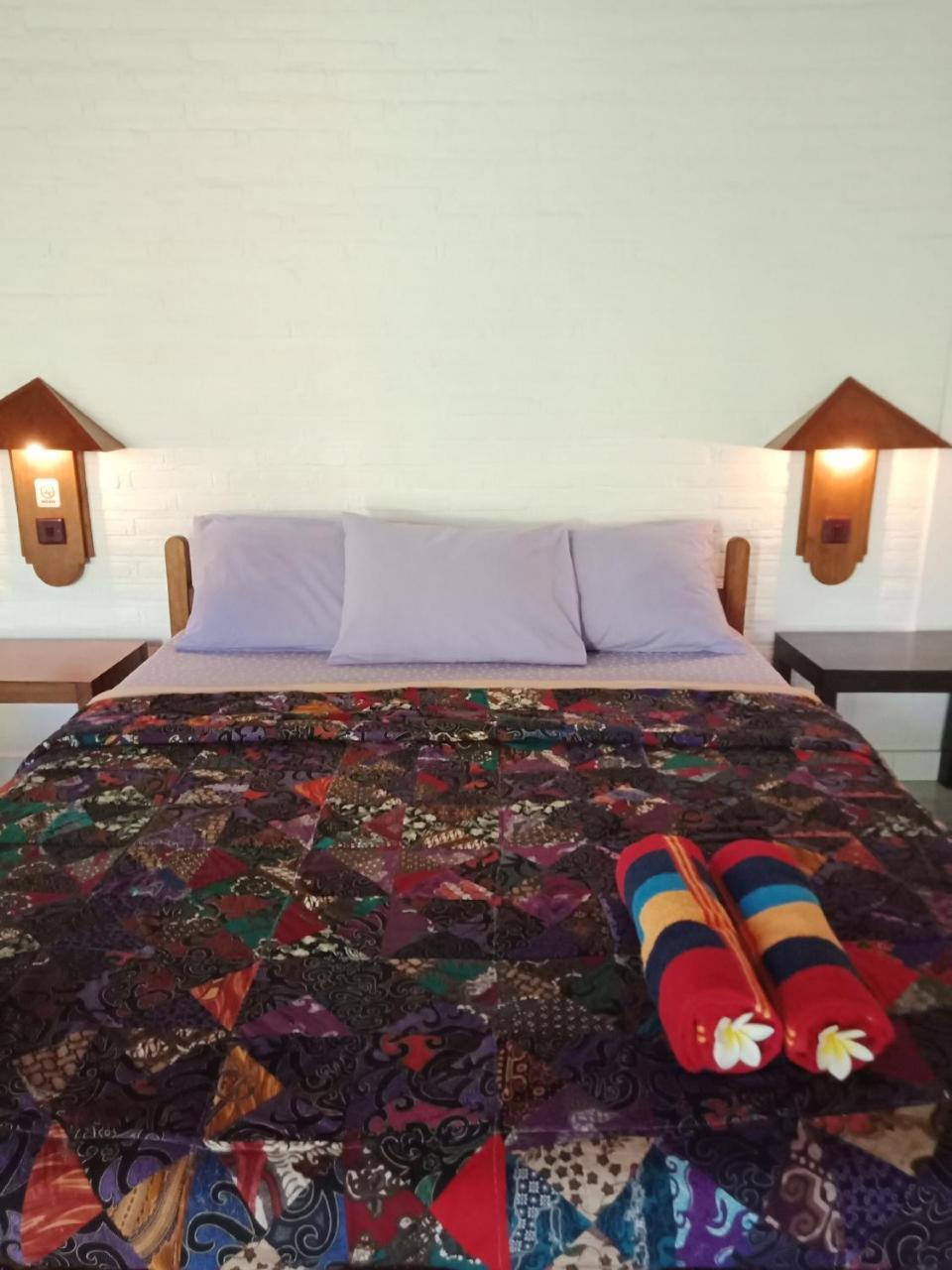 Rini Hotel لوفينا المظهر الخارجي الصورة