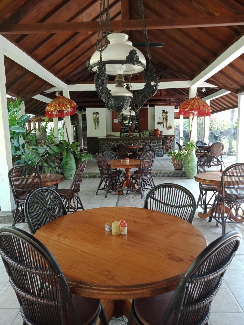 Rini Hotel لوفينا المظهر الخارجي الصورة